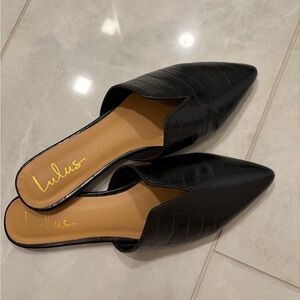 Lulu's Black Croc-Embossed Pointed Toe Slip-On Mules
